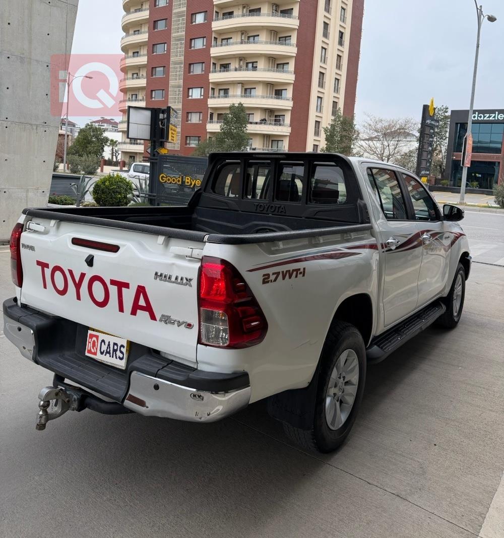 تويوتا هايلوكس